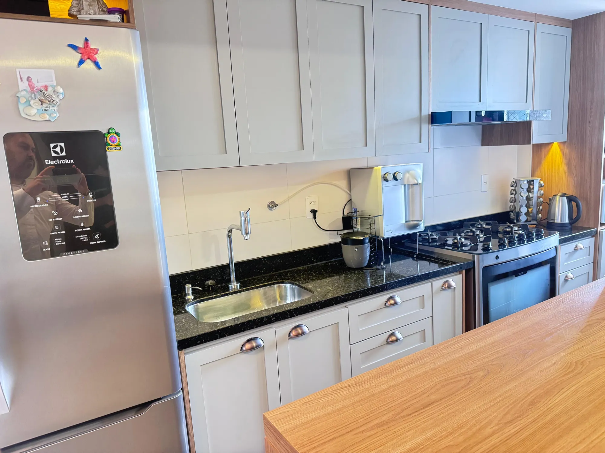 Imagem Apartamento com 4 Quartos à Venda, 140 metros em Praia de Itaparica - Vila Velha