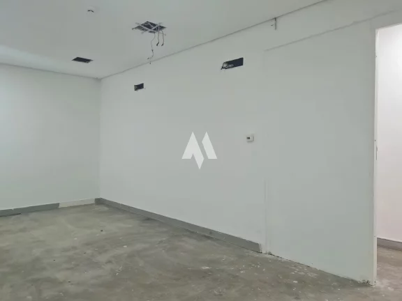 Imagem Sobrado Comercial para alugar no Canal 01 em Santos - SP