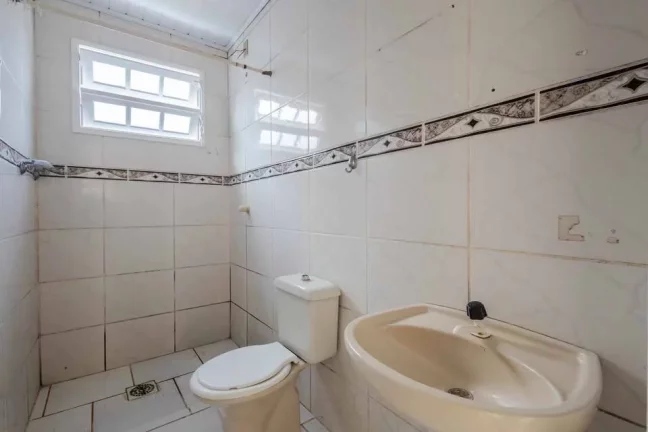 Imagem DESOCUPADA!!! Casa dois dormitórios, cond fechado junto RS040, Águas Claras
