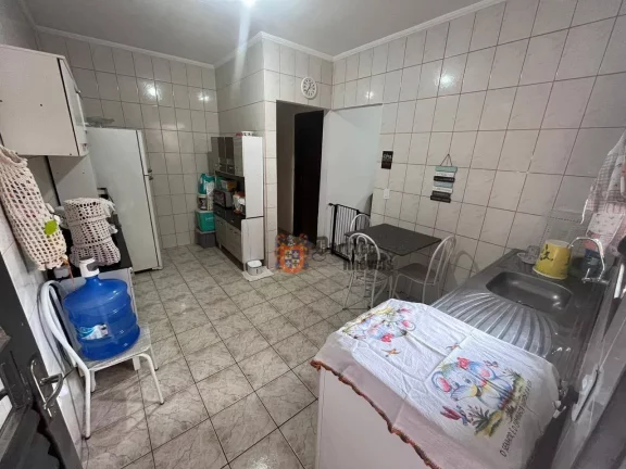 Imagem OPORTUNIDADE DE CASA EM REGIÃO COMERCIAL EM BRAGANÇA PAULISTA