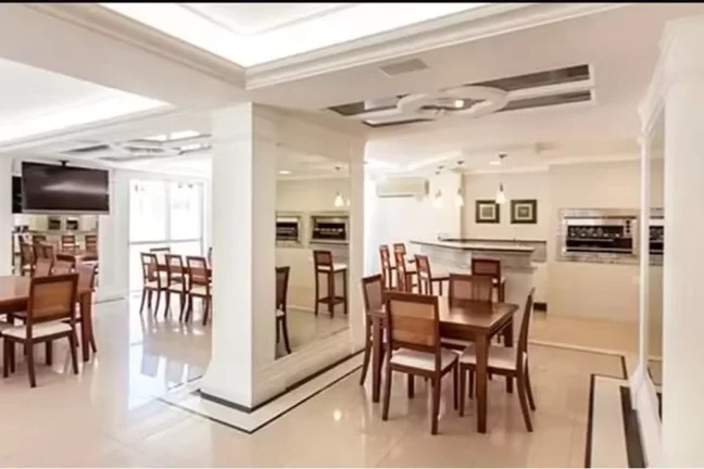 Imagem Apartamento à venda em Balneário Camboriú, Centro, com 3 quartos, 223m2