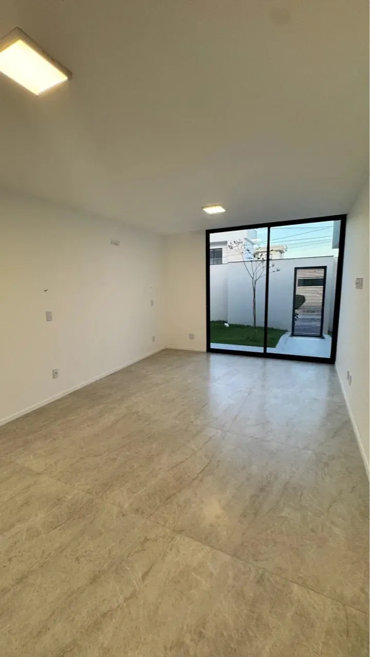 Imagem Casa com 3 quartos à venda em Vila Velha
