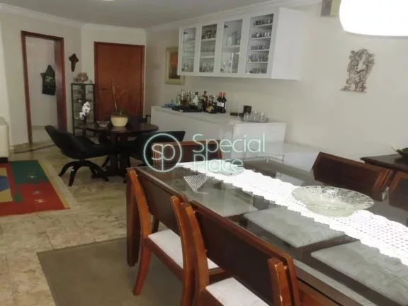 Imagem Apartamento aconchegante, bem amplo, reformado, pronto para morar, 134 metros, 4 dormitÃ³rios, 1 suÃ...
