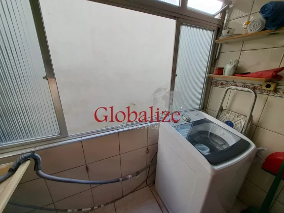 Imagem Apartamento à venda com 2 quartos, 1 banheiro, 1 vaga por R$245.000,00 no Macuco em Santos