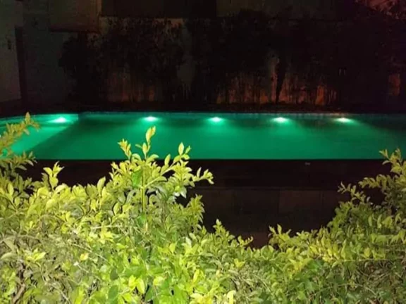 Imagem Casa com Piscina, 5 suítes, 405 m² - Venda!