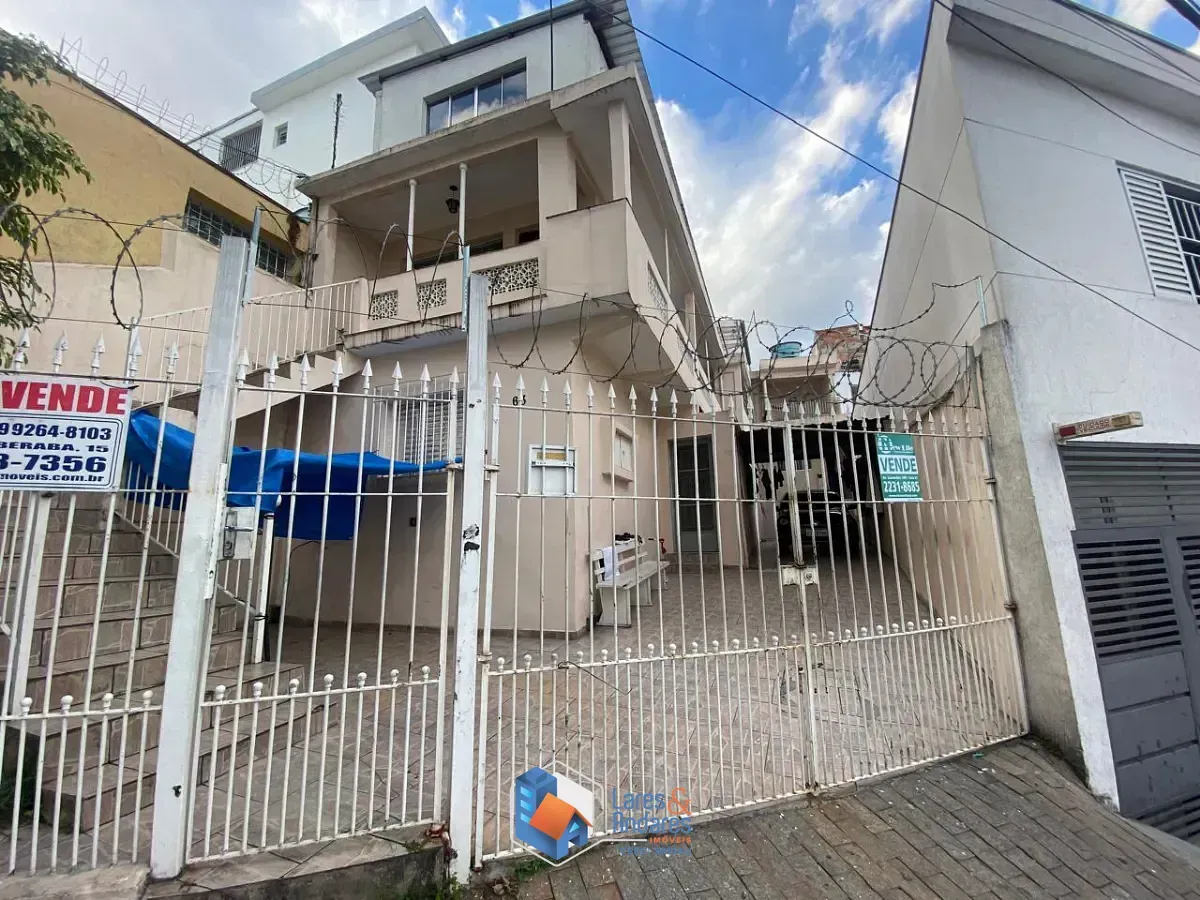 Imagem Casa para venda em Vila Souza com 8 quartos, sendo 4 suítes, 245m²