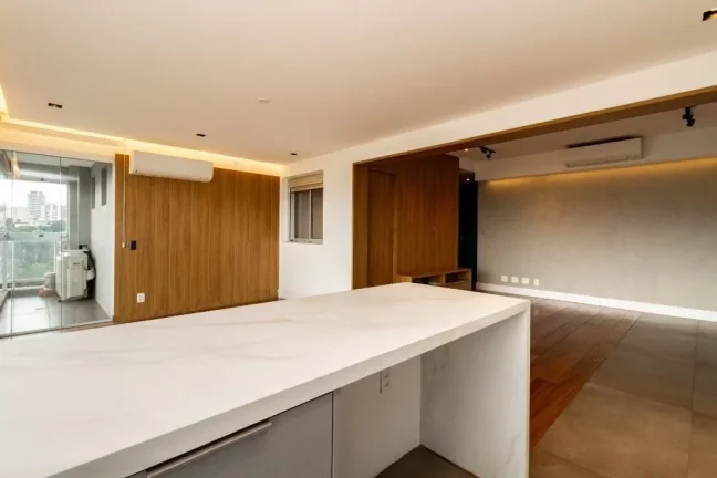 Imagem Apartamento à Venda Em Pinheiros Com 2 Dormitórios Sendo 1 Suíte e 2 Vagas