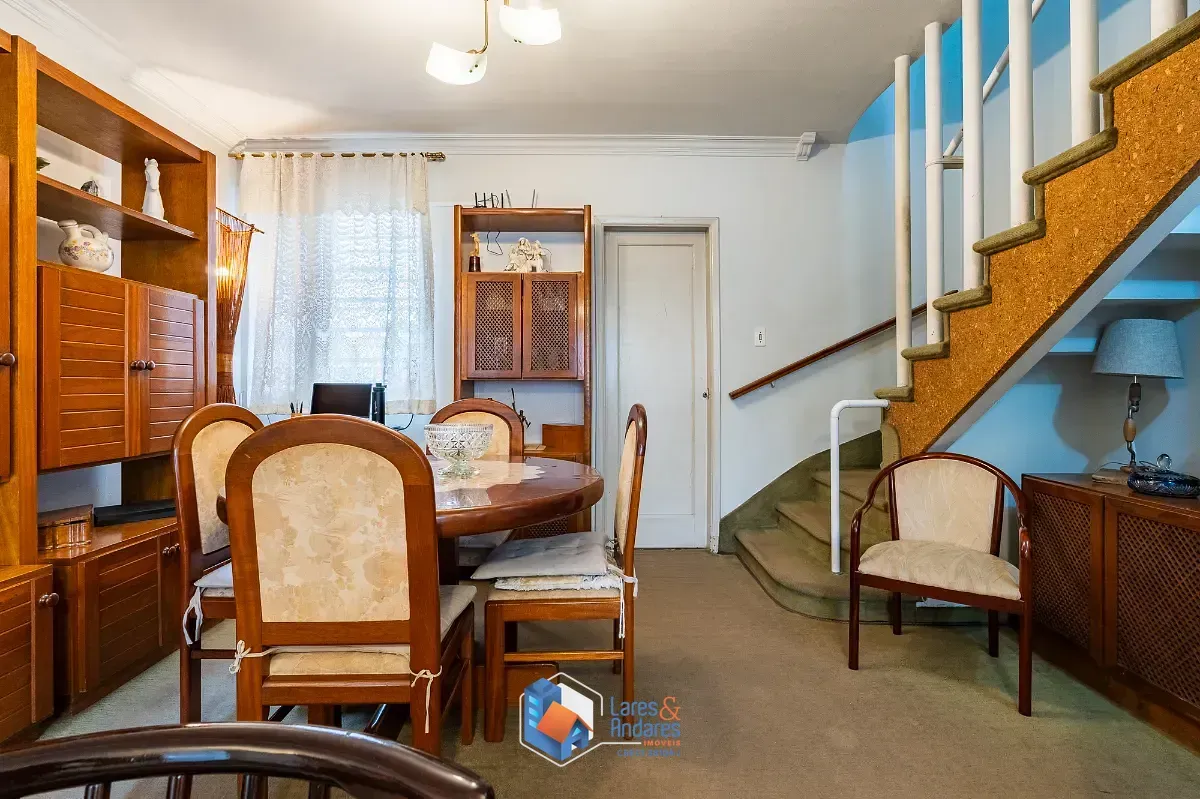 Imagem Casa para venda em Moema com 3 quartos, sendo 1 suíte, 100m²