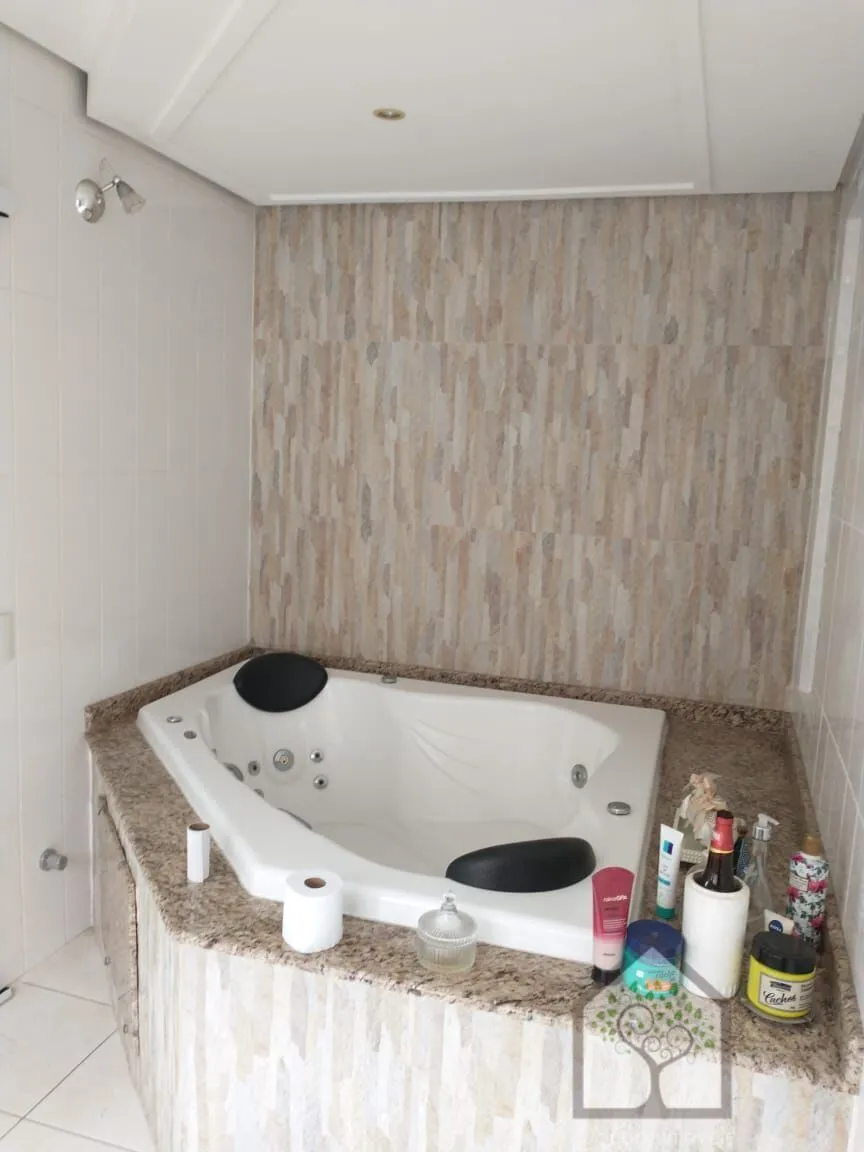 Imagem Casa com excelente localização no Saco dos Limões