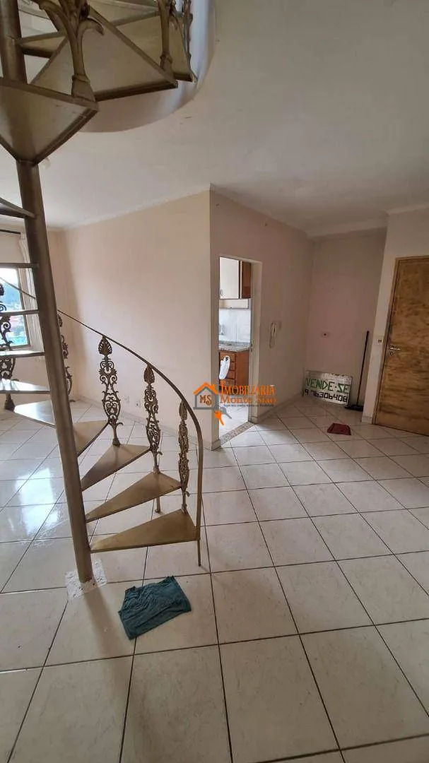 Imagem Apartamento Duplex com 2 dormitórios à venda, 60 m² por R$ 262.000,00 - Cocaia - Guarulhos/SP