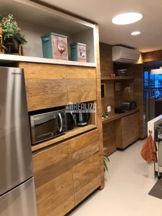 Imagem Apartamento com 4 suítes e área de lazer completa no Condomínio Residencial Çiragan, Uberaba