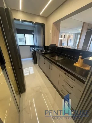 Imagem Apartamento Quadra Mar para Venda em Balneário Camboriú, CENTRO, 3 dormitórios, 1 suíte, 2 banheiros, 1 vaga