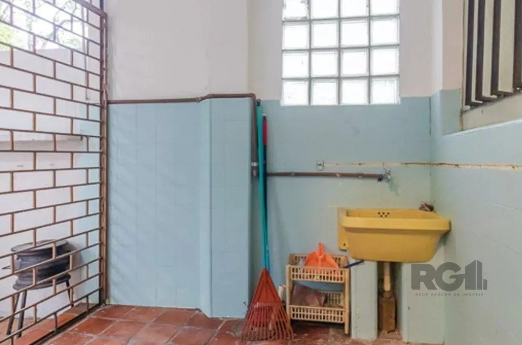 Imagem Casa para Venda - 160m², 3 dormitórios, sendo 1 suite, 2 vagas - Teresópolis