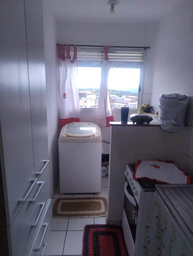 Imagem Apartamento com 2 Dormitórios, Varanda e 1 Vaga 45 m²