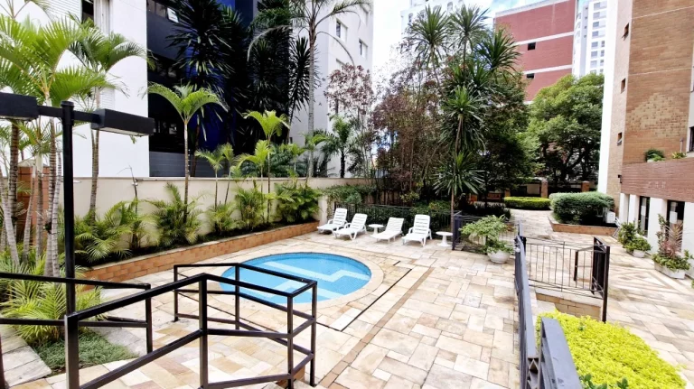 Imagem Apartamento lindo e reformado à venda, 4 quartos, condomínio completo, torre única, 3 vagas!!
