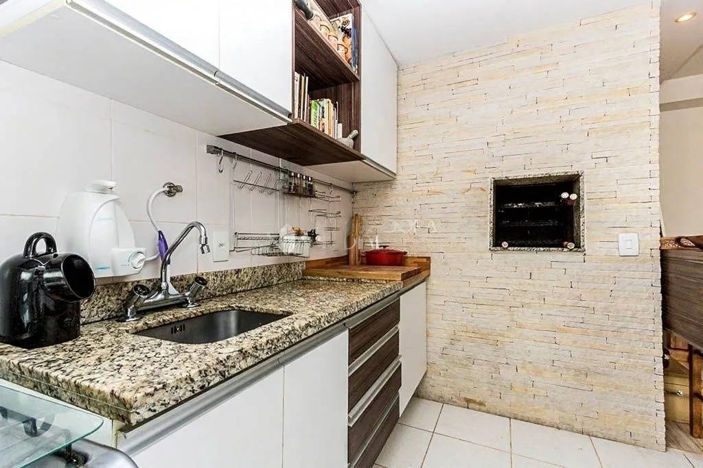 Imagem Vende-se apartamento com 2 quartos (1 suíte), 68m² e 2 vagas - Passo da Areia