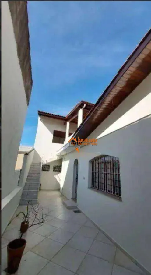 Imagem Sobrado com 5 Quartos à venda, 277m² - Vila Rosália