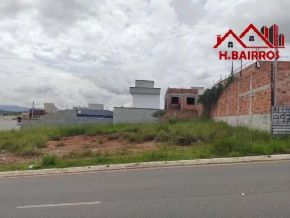 Imagem Terreno à Venda na avenida principal com 400 m² quitado