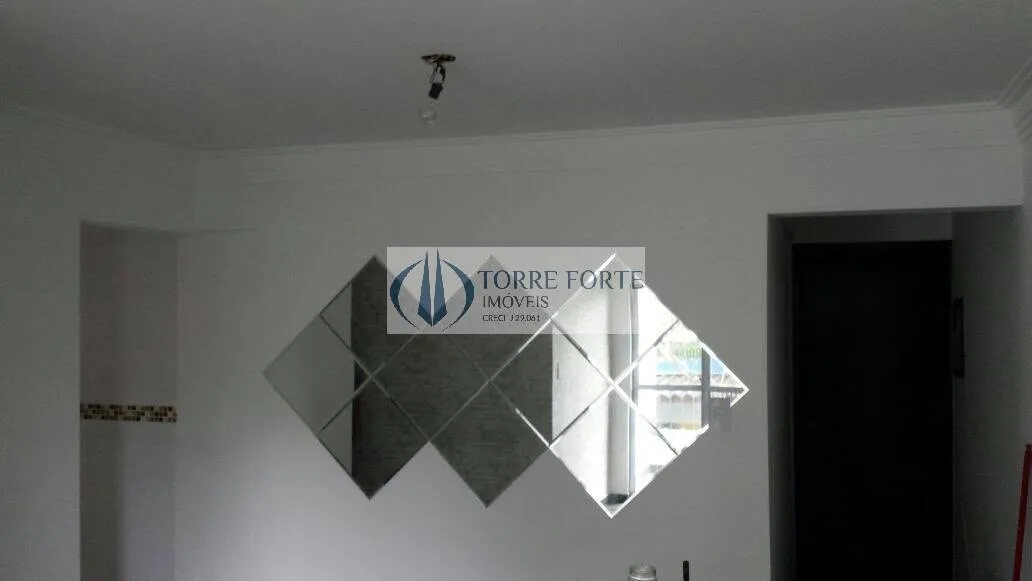 Imagem Apartamento com 2 dormitorios , 1 vaga de garagem coberta no Cangaiba.