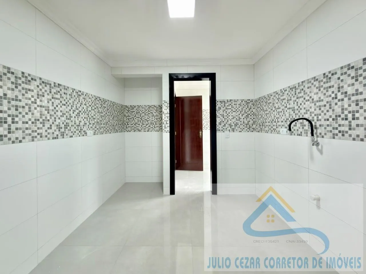 Imagem Apartamento para Venda em São José dos Pinhais, Três Marias, 3 dormitórios, 1 banheiro, 1 vaga