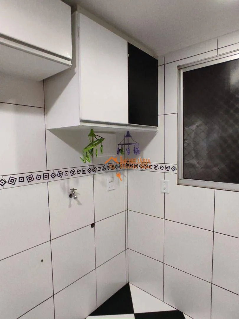 Imagem Apartamento com 2 dormitórios à venda, 44 m² por R$ 220.000,00 - Água Chata - Guarulhos/SP