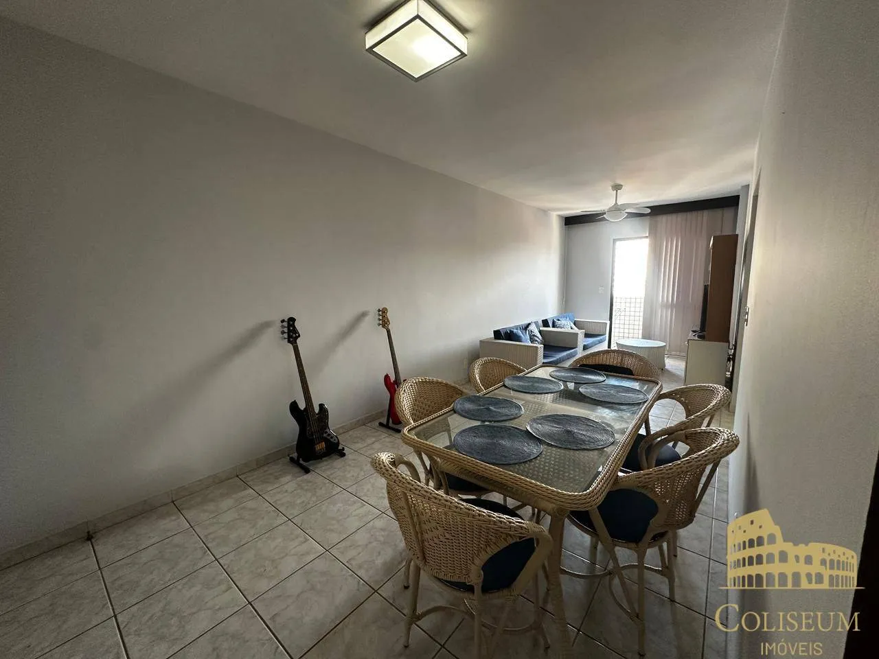 Imagem Apartamento com 2 dormitórios à venda, 94 m² por R$ 550.000,00 - Canto do Forte - Praia Grande/SP