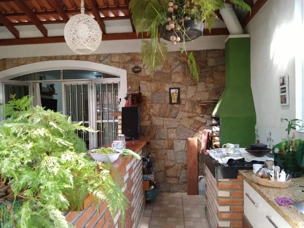 Imagem Casa para Venda em São Paulo, Jardim Regina, 3 dormitórios, 1 banheiro, 3 vagas