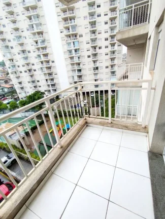 Imagem Apartamento de 33m², com 1 dormitório, sala com sacada, cozinha, banheiro com box de vidro e 1 vag...