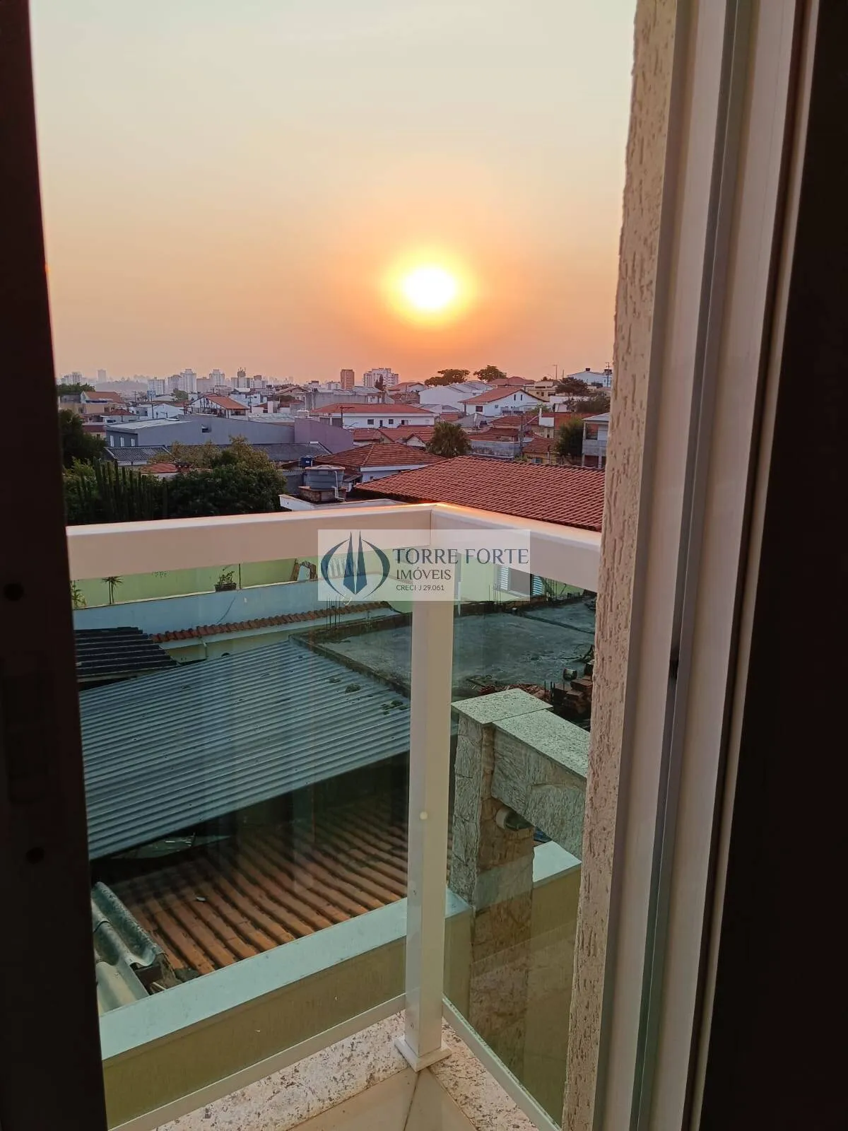 Imagem Sobrado em condominio com 2 quartos 2 vagas independentes na Vila Alpina.