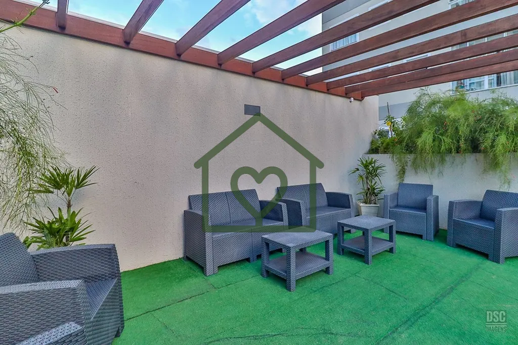 Imagem Este lindo apartamento conta com: 
 2 dormitórios (sendo 1 suíte) 
 55m² bem distribuídos 
 Saca...