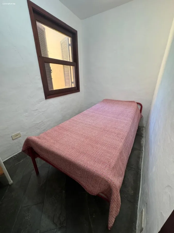 Imagem Sobrado em Condomínio para Venda em São Sebastião, Guaeca, 3 dormitórios, 1 suíte, 2 banheiros, 3 vagas