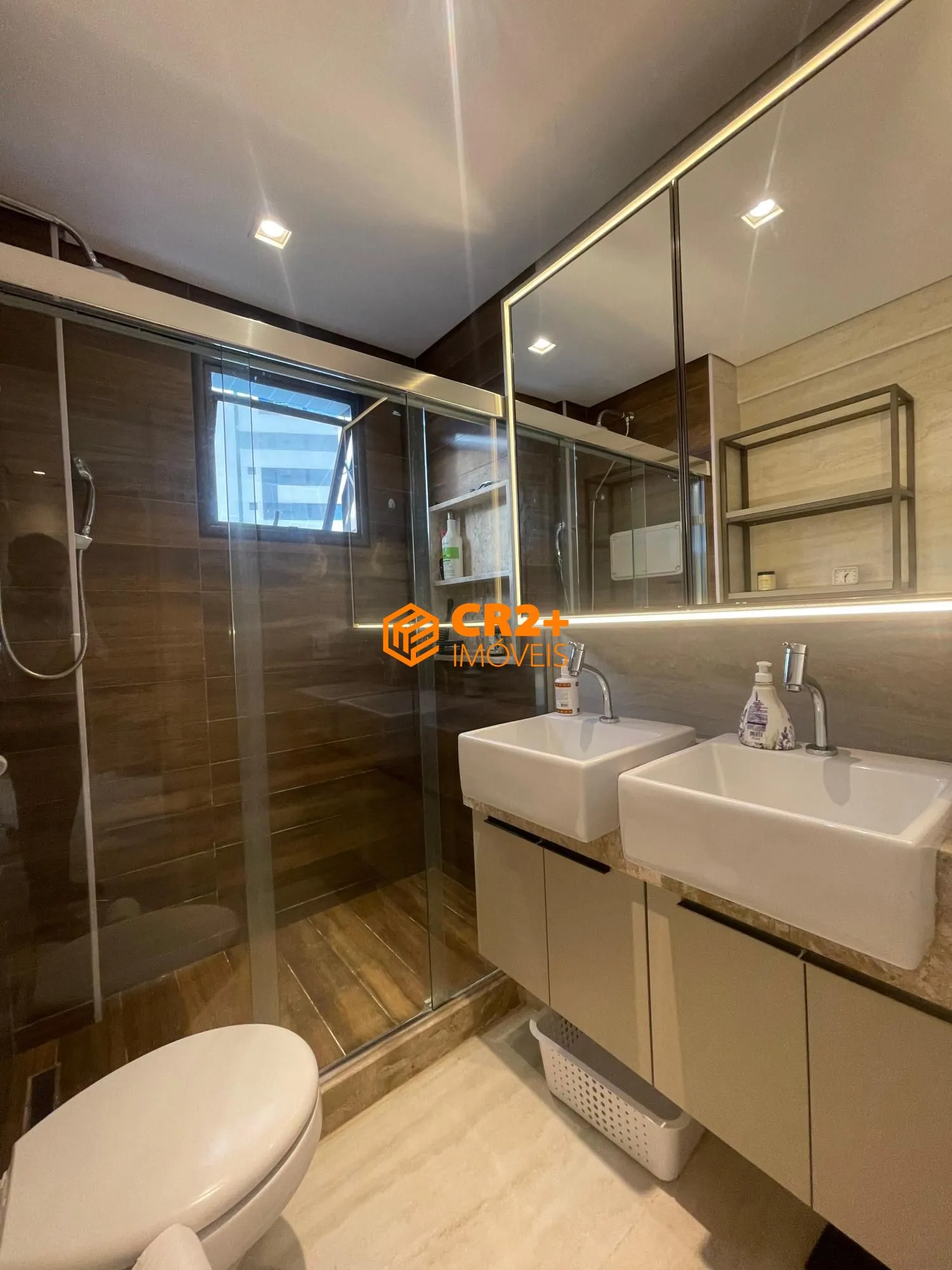 Imagem Vendo apartamento alto padrão 03 quartos, 03 suítes, 125m2,02 vagas de garagem n