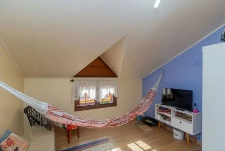 Imagem Casa em condomínio 3 dormitórios ´- Bairro Camaquã