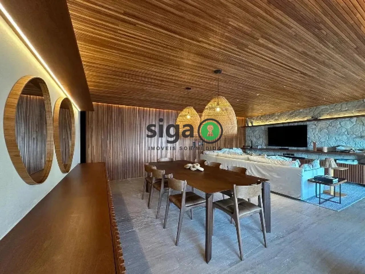Foto do imóvel Apartamento à venda em Moema, com 2 suítes e 2 vagas com porteira fechada!