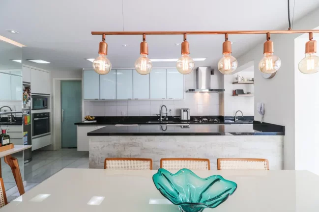 Imagem OPORTUNIDADE: LINDO APARTAMENTO MOBILIADO E DECORADO ANDAR ALTO NO CONDOMÍNIO PINOT NOIR