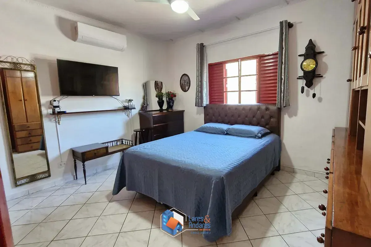 Imagem Sobrado para venda em Bortolândia com 3 quartos, 206m²