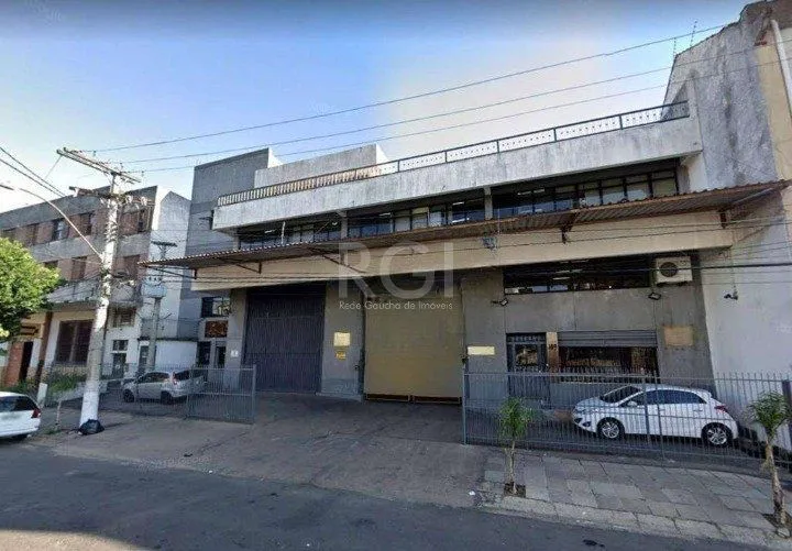 Prédio Comercial em Floresta