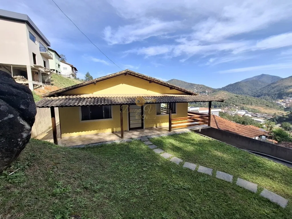 Imagem Casa em Condomínio para Venda em Teresópolis / RJ no bairro Albuquerque