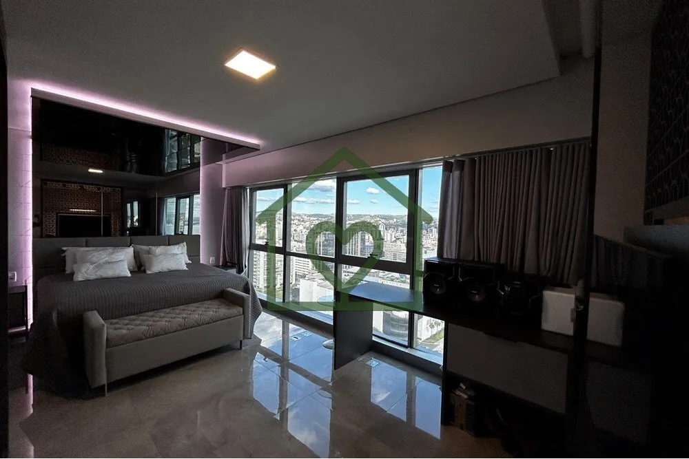 Imagem Oportunidade Única! Apartamento de 73m² Privativos com Vista Deslumbrante! Venha morar no último ...
