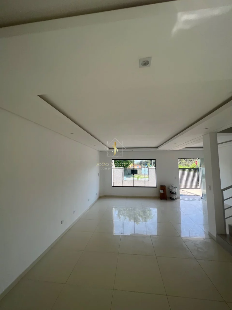 Imagem Sobrado em Guaratuba localizado no Balneário Eliane em rua asfaltada!!!