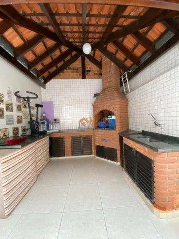 Imagem Sobrado com 3 dormitórios à venda, 130 m² por R$ 826.000,00 - Jardim Paraventi - Guarulhos/SP