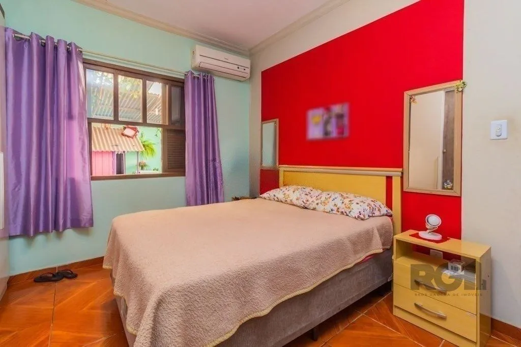 Imagem Casa com 4 dormitórios no bairro Santa Maria Goretti