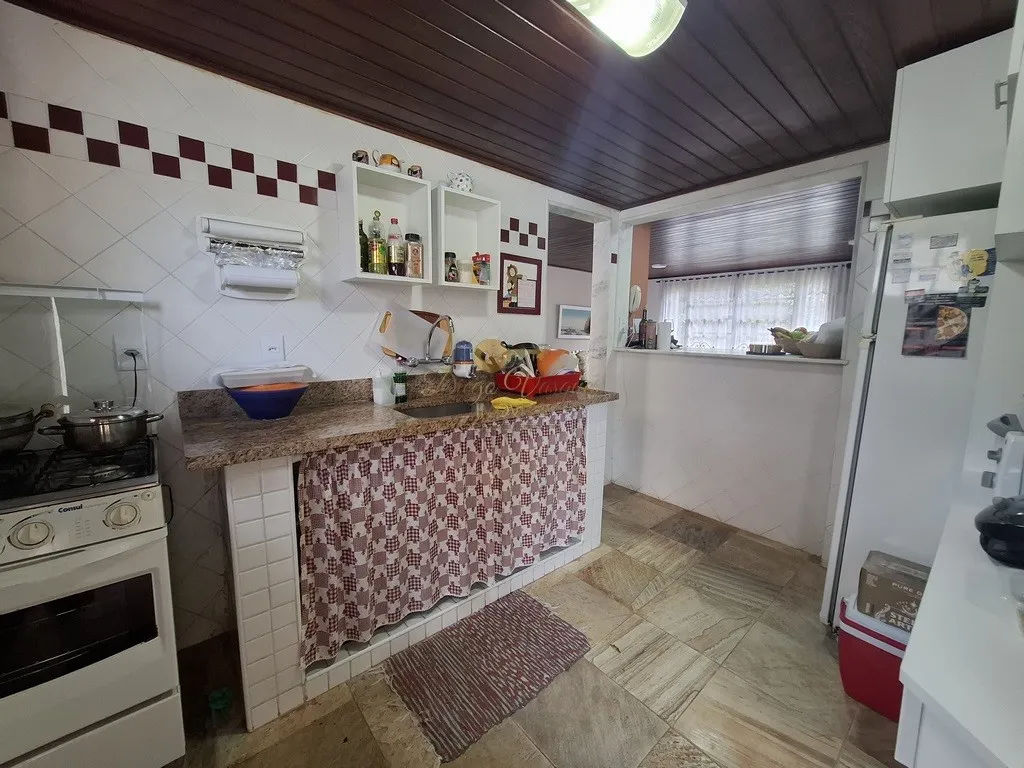 Imagem Casa em Condomínio para Venda em Teresópolis / RJ no bairro Green Valley