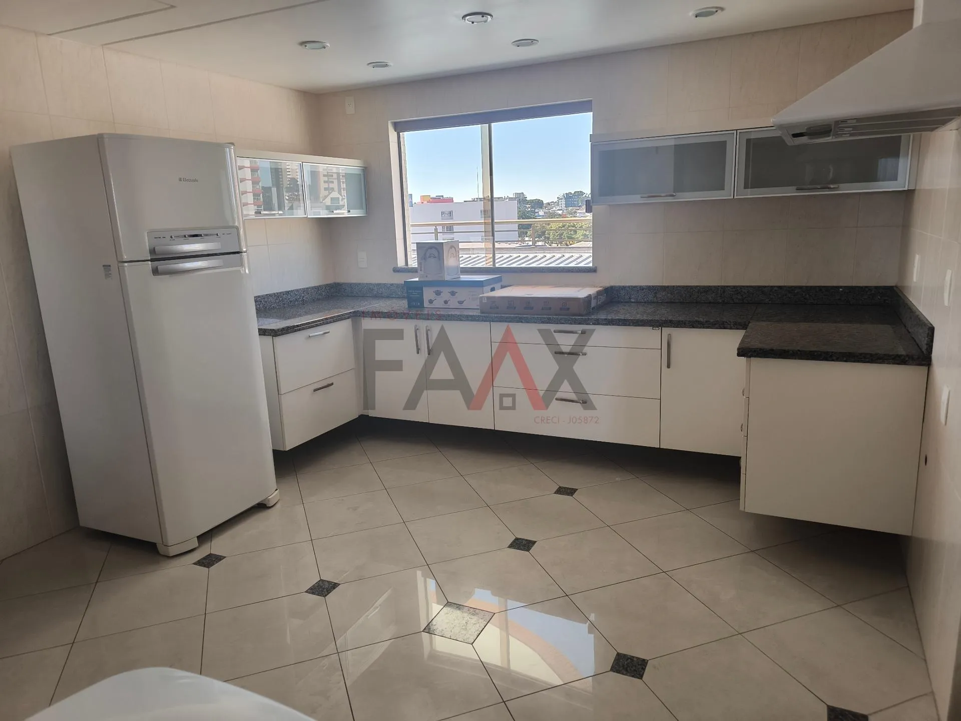 Imagem Apartamento com 3 dormitórios à venda,130.54 m², CENTRO - Gpva, GUARAPUAVA - PR