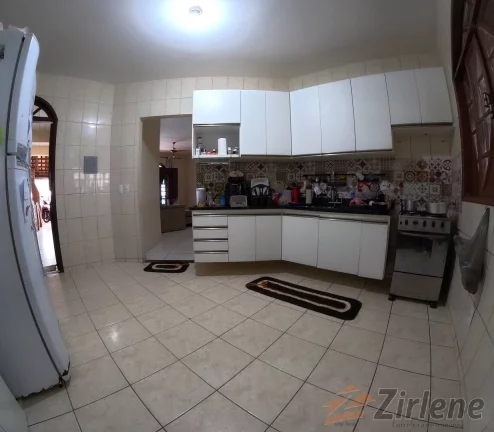 Imagem CASA COM PISCINA Á VENDA: O LAR PERFEITO PARA SUA FAMÍLIA