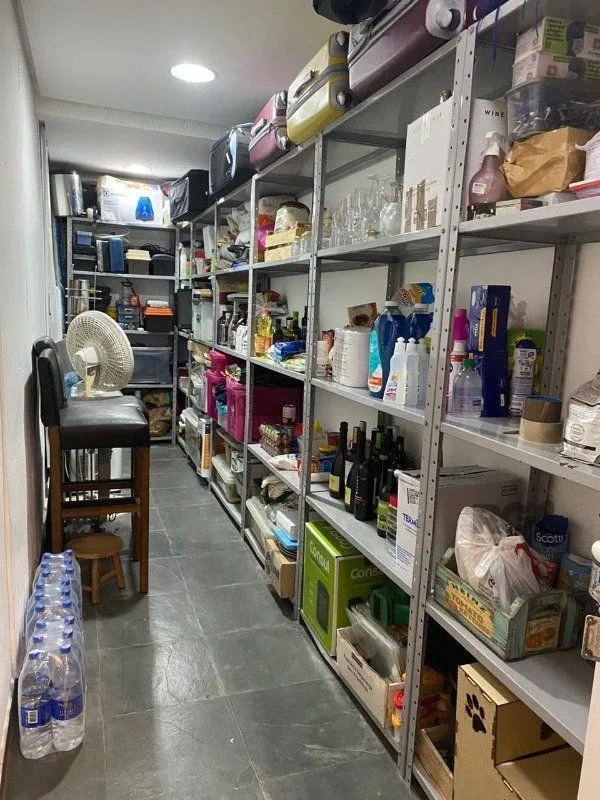 Imagem Casa em Condomínio para Comprar no bairro Pedra Redonda com 4 suítes