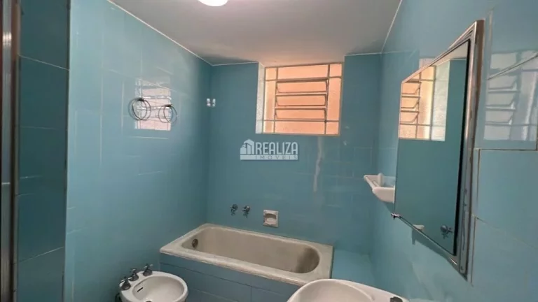 Imagem Apartamento com 3 dormitórios no Condomínio Edifício Pedro Salomão, no Centro de Uberaba!