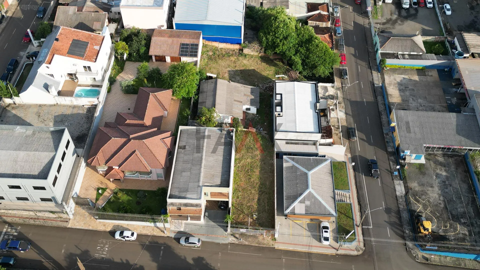 Imagem Terreno em área Central, rua principal Dr. Laranjeiras, GUARAPUAVA - PR