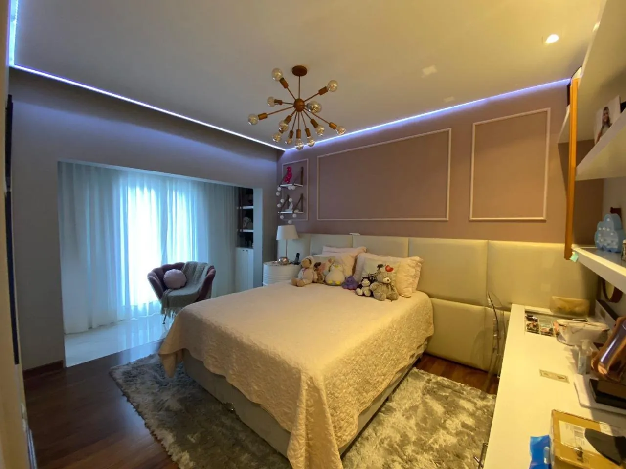Imagem Casa de Luxo em Condomínio: 4 Quartos, 4 Suítes, 3 Salas na Chácara Santa Maria - Votorantim-SP (811m²)