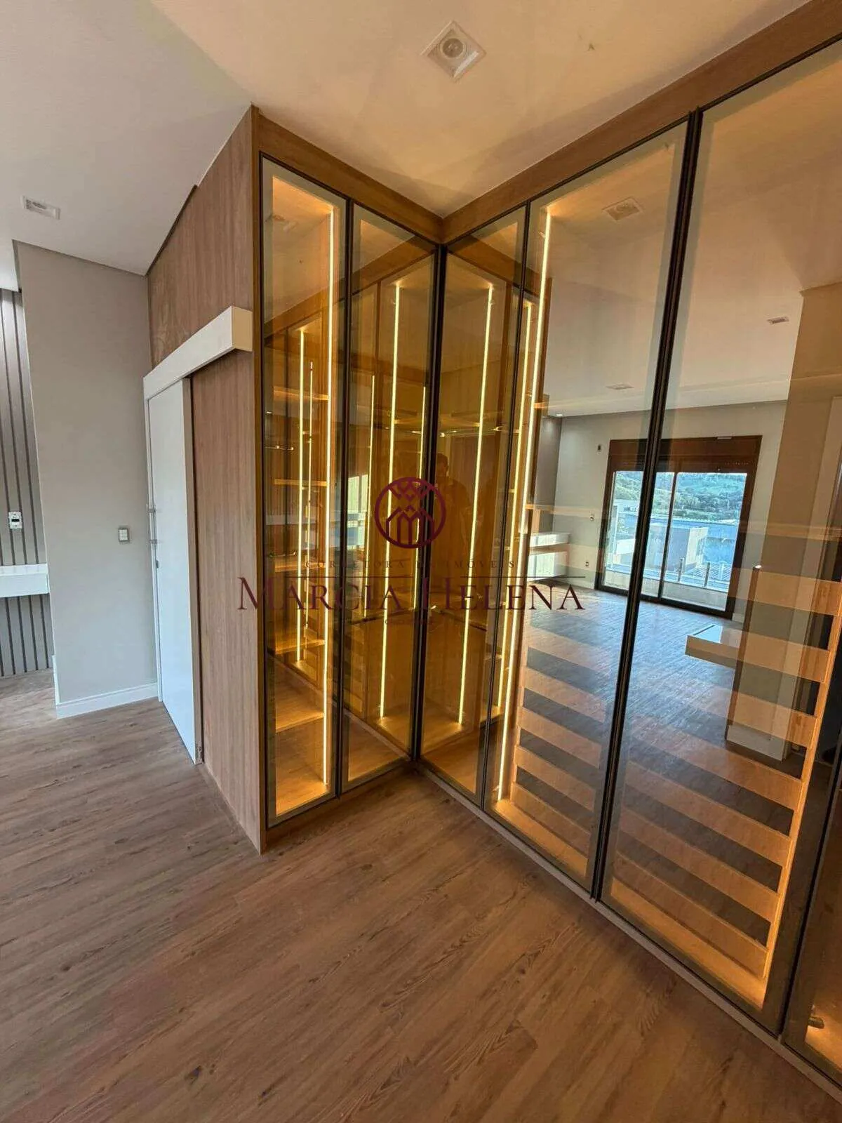 Imagem Casa de condomínio à venda, no Residencial Vila do Sol em Valinhos, Jardim São Marcos, com 3 quartos, 252.27m2